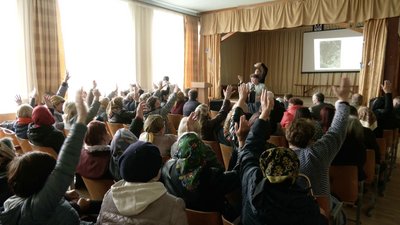 На Франківщині люди протестували проти екопарку, який планує збудувати компанія доньки нардепа Фріса