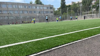 На Миколаївщині завершився благодійний футбольний турнір. На виручені гроші придбали авто для ЗСУ На Миколаївщині завершився благодійний футбольний турнір. На виручені гроші придбали авто для ЗСУ