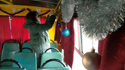 Новорічна маршрутка курсуватиме вулицями Луцька Новорічна маршрутка курсуватиме вулицями Луцька