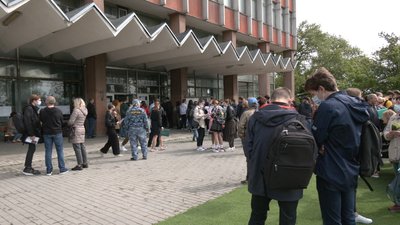 16 абітурієнтів з Харківщини склали ЗНО з іноземної мови та фізики на 200 балів