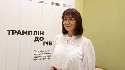 Прихисток від насильства: у Житомирі відкрили кризову кімнату Прихисток від насильства: у Житомирі відкрили кризову кімнату