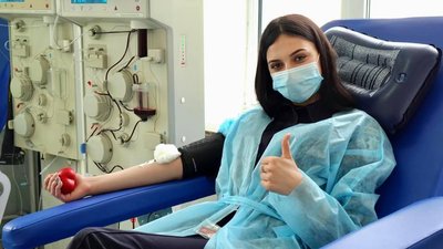 Ювенальні поліцейські Прикарпаття здали кров для хворих дітей Ювенальні поліцейські Прикарпаття здали кров для хворих дітей