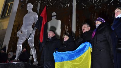 У Житомирі вшанували Героїв Небесної Сотні У Житомирі вшанували Героїв Небесної Сотні
