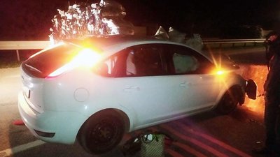 ДТП на Житомирщині: водій не впорався з керуванням і в'їхав у блок-пост – пасажирка в реанімації ДТП на Житомирщині: водій не впорався з керуванням і в'їхав у блок-пост – пасажирка в реанімації