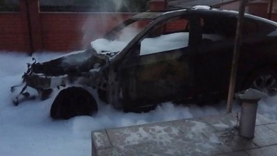 На Херсонщині за добу згоріло два легкових автомобілі