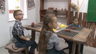 На Черкащині проводять інклюзивні уроки гончарства