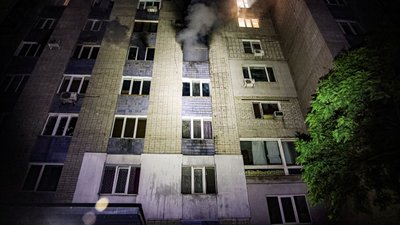 На вулиці Гвардійців-Широнінців у Харкові сталася пожежа в дев’ятиповерхівці