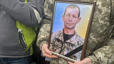 Фото бійця Олександра Петрика Фото бійця Олександра Петрика