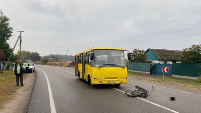 У селі Софіївка збили велосипедиста