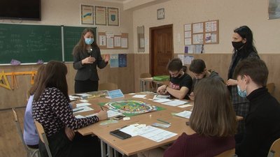 У черкаській школі відбувся турнір з фінансової грамотності У черкаській школі відбувся турнір з фінансової грамотності