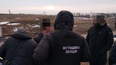 Сутенерство і наркотрафік: поліція показала, як затримували підозрюваного біля Рівного