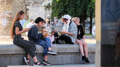 Травневі та Великодні свята: СБУ нагадала херсонцям, куди звертатися у разі небезпеки