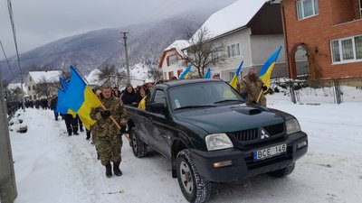 На Закарпатті попрощалися із полеглим захисником Федором Ковачем