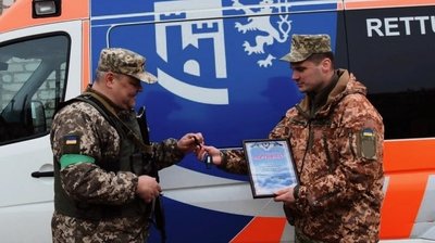 Військові командування "Південь" отримали санітарний автомобіль