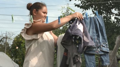 Фронт і тил: черкащанка виховує чотирьох дітей та допомагає чоловіку-воїну Фронт і тил: черкащанка виховує чотирьох дітей та допомагає чоловіку-воїну