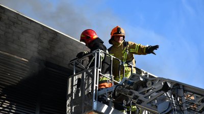 У Миколаєві горів стрілецький тир на площі 200 квадратних метрів