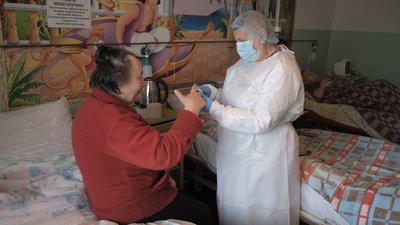 "Важких хворих немає": як у лікарні на Вінниччині надають допомогу пацієнтам з COVID-19