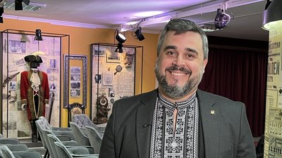 Директор художнього академічного драматичного театру Артем Свистун Директор художнього академічного драматичного театру Артем Свистун
