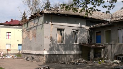 Зруйнована дитяча стоматполіклініка у Чернігові Зруйнована дитяча стоматполіклініка у Чернігові