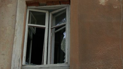 Вибите вікно унаслідок атаки РФ по Одесі 14 серпня