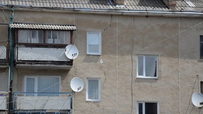 Мешканці Борщова звернулися до Міністерства розвитку громад, щоб їхню п'ятиповерхівку відремонтували Мешканці Борщова звернулися до Міністерства розвитку громад, щоб їхню п'ятиповерхівку відремонтували