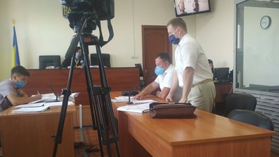 У Сумах продовжують судити заступника прокурора Сергія Маслюка У Сумах продовжують судити заступника прокурора Сергія Маслюка