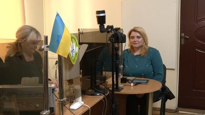 Виготовлення закордонних паспортів на Рівненщині. Як це відбувається під час воєнного стану Виготовлення закордонних паспортів на Рівненщині. Як це відбувається під час воєнного стану