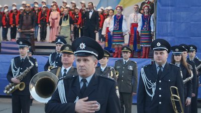 У Дніпрі масовим виконанням відзначили День Державного Гімну України (ФОТО) У Дніпрі масовим виконанням відзначили День Державного Гімну України (ФОТО)