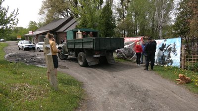 У Рівному демонтують незаконну зовнішню рекламу. Як це відбувається