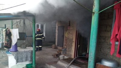 На Миколаївщині під час пожежі загинула літня жінка На Миколаївщині під час пожежі загинула літня жінка
