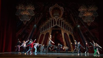 Як у Одеській опері готують прем'єру балету "Жар-птиця": фото Як у Одеській опері готують прем'єру балету "Жар-птиця": фото