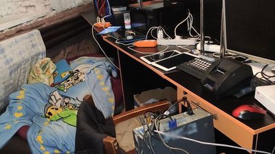 У Ніжині у непрацюючому кафе викрили підпільний гральний заклад
