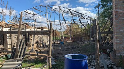 “Село практично горіло все”. Як живуть люди у прифронтовому селі Криворізького району “Село практично горіло все”. Як живуть люди у прифронтовому селі Криворізького району
