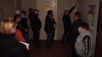Під наглядом поліції: бюлетені для голосування передали виборчим комісіям Черкащини Під наглядом поліції: бюлетені для голосування передали виборчим комісіям Черкащини
