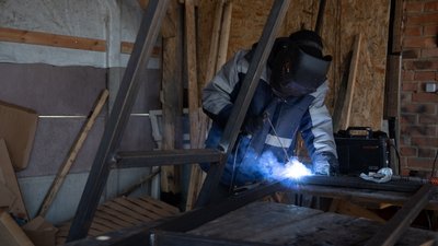 Банно-пральний комплекс для оборонців майструють у Лука-Мелешківській громаді Банно-пральний комплекс для оборонців майструють у Лука-Мелешківській громаді