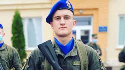 На честь полеглого Віталія Коваля перейменували ліцей у Кременчуці