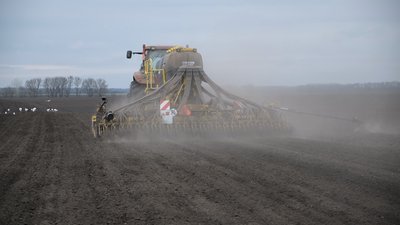 Посівна кампанія 2022: В громаді на Вінниччині ярими культурами засіяли 40% від запланованих площ