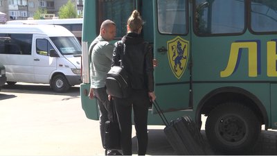 Через дефіцит пального квитки на автобуси на Луцькій автостанції здорожчали Через дефіцит пального квитки на автобуси на Луцькій автостанції здорожчали