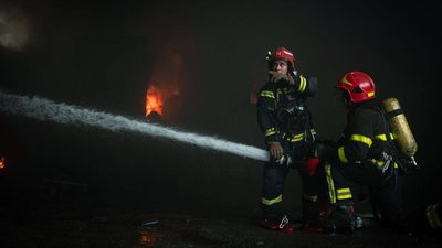 Пожежа на складі з лакофарбовими матеріалами Пожежа на складі з лакофарбовими матеріалами