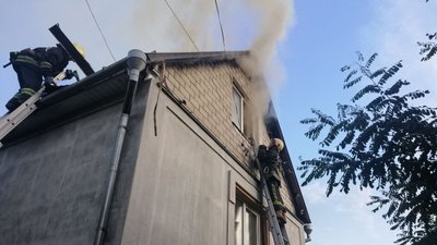 У Житомирі горів приватний житловий будинок У Житомирі горів приватний житловий будинок