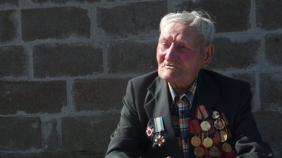 Історії ветеранів. У Волновасі відкрили пам’ятник трудівникам тилу та дітям війни Історії ветеранів. У Волновасі відкрили пам’ятник трудівникам тилу та дітям війни