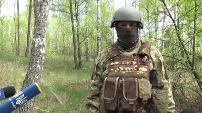 На півночі Житомирщини сапери територіальної оборони проводять роботи з розмінування На півночі Житомирщини сапери територіальної оборони проводять роботи з розмінування