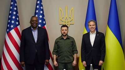 Зеленський зустрівся з держсекретарем та міністром оборони США у Києві. Що відомо
