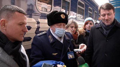 До Запоріжжя прибув поїзд Єднання До Запоріжжя прибув поїзд Єднання