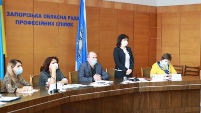 Чиновників ліквідованих райадміністрацій на Запоріжжі обіцяють працевлаштувати