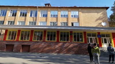 У селі Новороманівка на Кіровоградщині закрили школу. Де навчаються діти та працюють вчителі