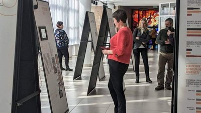 У Звягелі на Житомирщині відкрили мандрівну інтерактивну виставку "На Зламі"