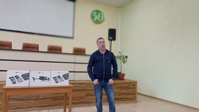 Допомога ЗСУ: комунальники Житомира передали військовим три дрони Допомога ЗСУ: комунальники Житомира передали військовим три дрони