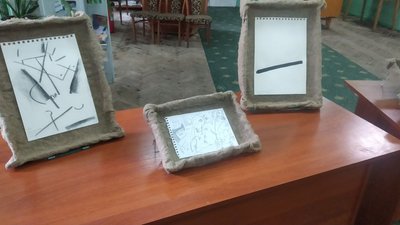 У рівненській бібліотеці відкрили виставку маріупольського художника