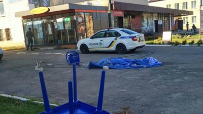 У Бобровиці сталася бійка і стрілянина через намет ОПЗЖ